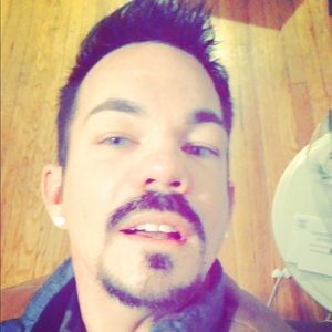 Meet your Posher, Travis